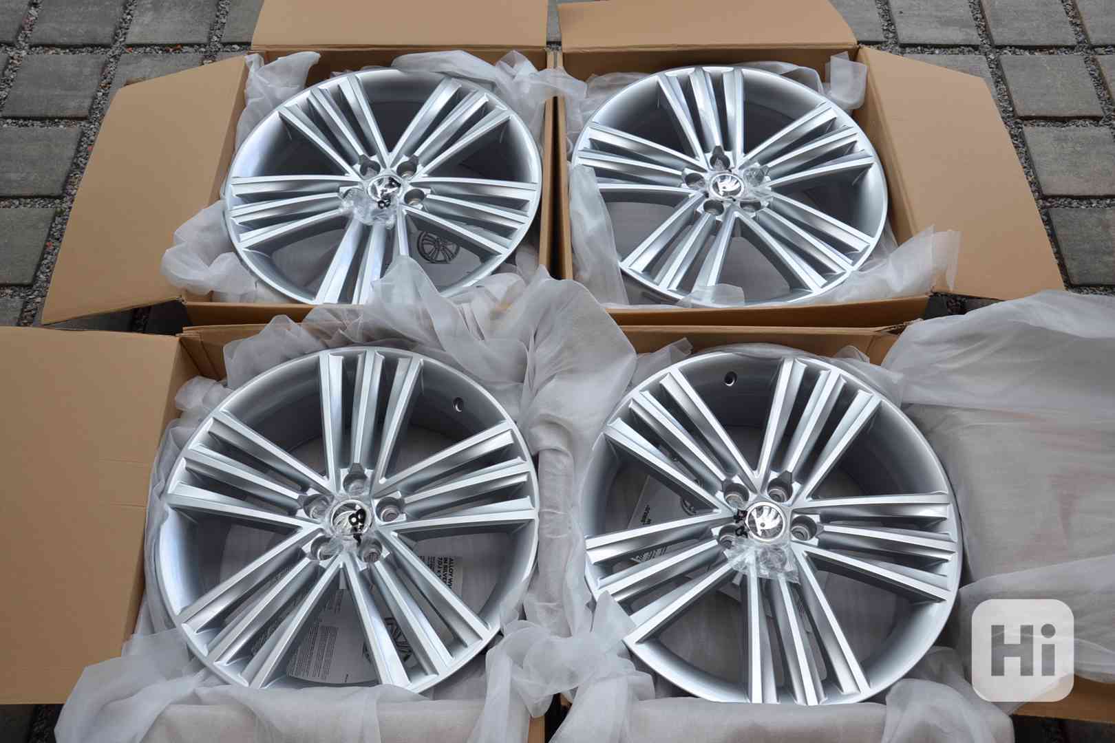 Š.Scala/Kamiq.S.Arona, VW Taigo - 18 NOVÉ orig.Alu disky  - foto 1