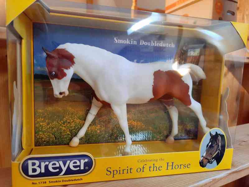 Model koně od firmy Breyer  - foto 1