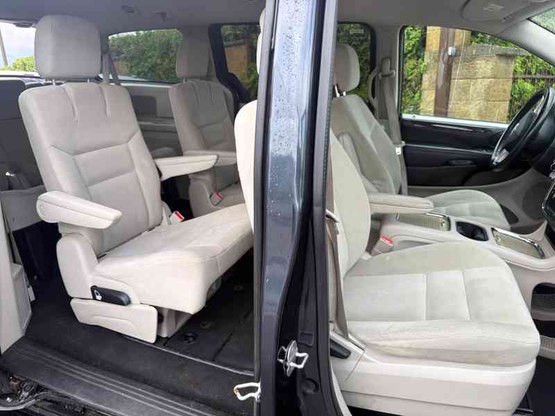 Dodge Grand Caravan 3,6 SXT Crew RT 2014 - foto 9