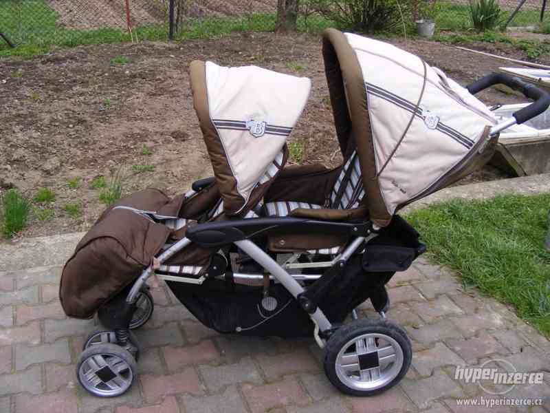 Sourozenecký kočárek - foto 10