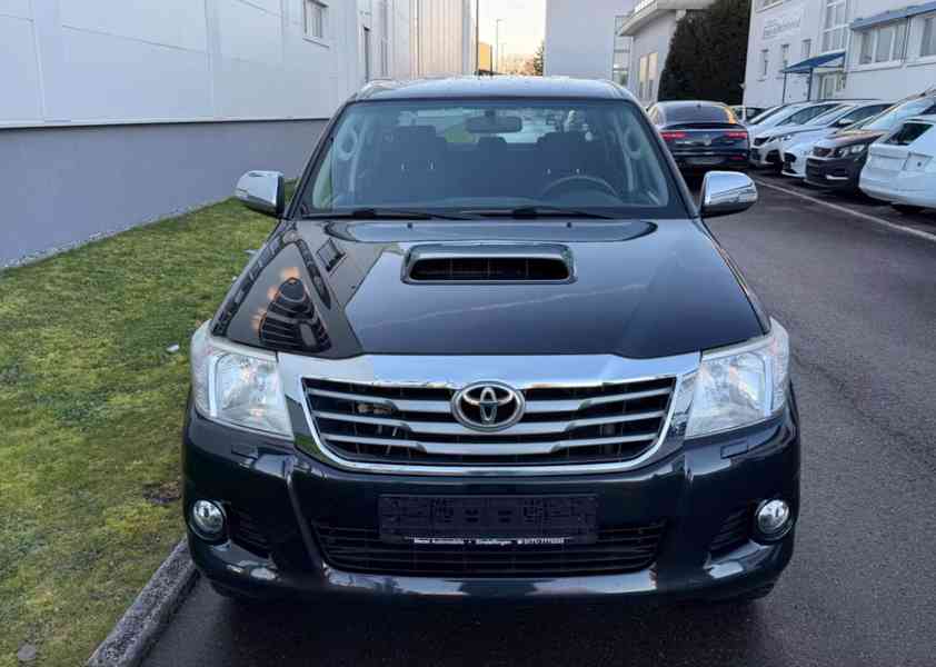 Toyota Hilux 2,5 D-4D DCab Life 106kw - foto 5