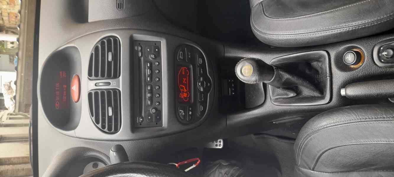 Peugeot 206 CC 2,0I 100kW r.v. 2003  - foto 7
