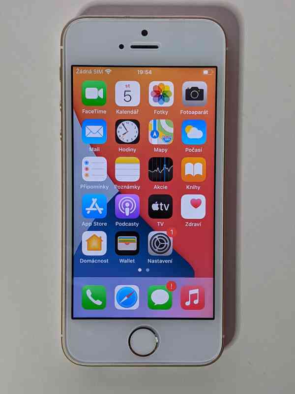 iPhone SE 64GB zlatý, baterie 100% záruka 6 měsícu