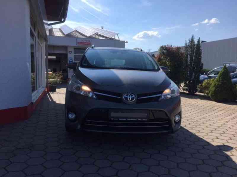 Toyota Verso Comfort 1,8i Comfort benzín 108kw - foto 12