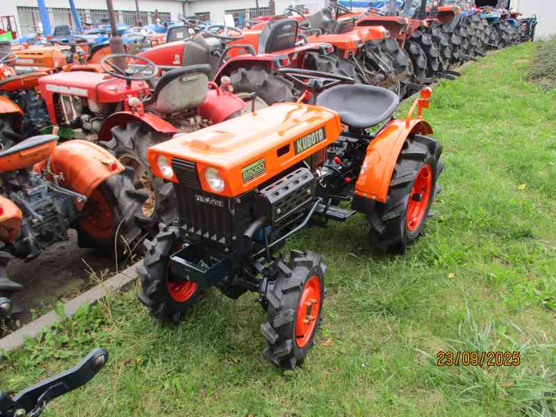 Malotraktor Kubota B5000 4WD plně repasovaný