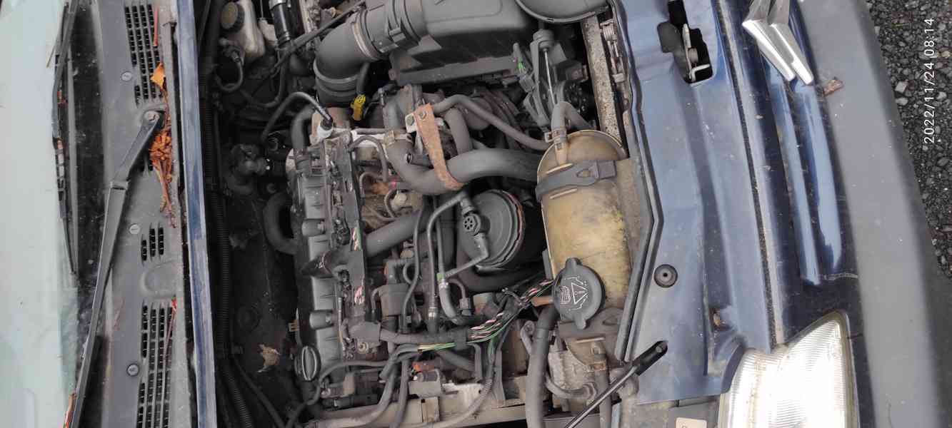Prodám díly z Citroen Berlingo 2.0 HDI, 66kW,2001 RHY - foto 6