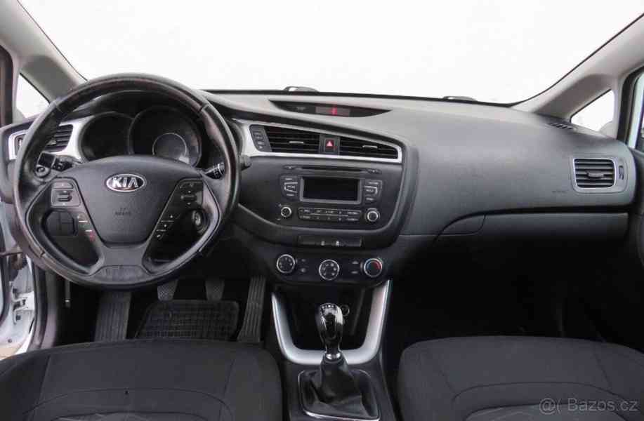 Kia Ceed 1,4   crdi 66 kw - foto 3