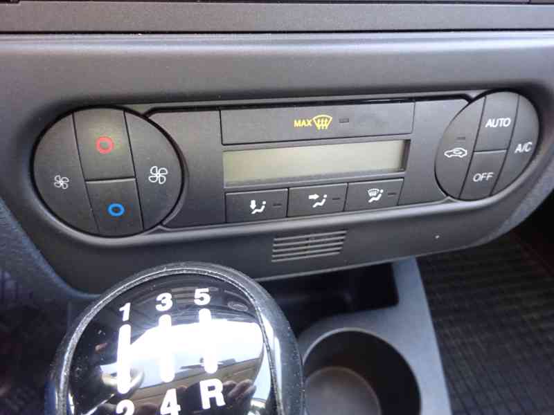 Ford Fusion 1.4i r.v.2008 (59KW) 2.Majitel Koupeno v ČR - foto 9