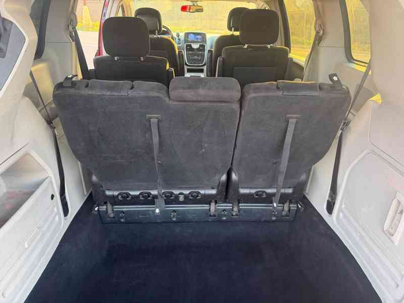 Chrysler Town Country 3,6 Pentastar DVD LPG 2012 - foto 7