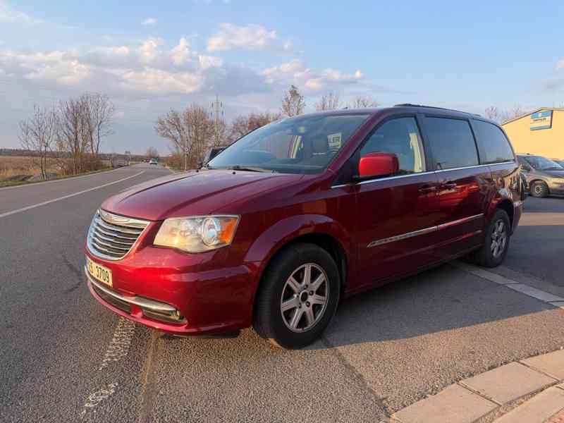 Chrysler Town Country 3,6 Pentastar DVD LPG 2012 - foto 2