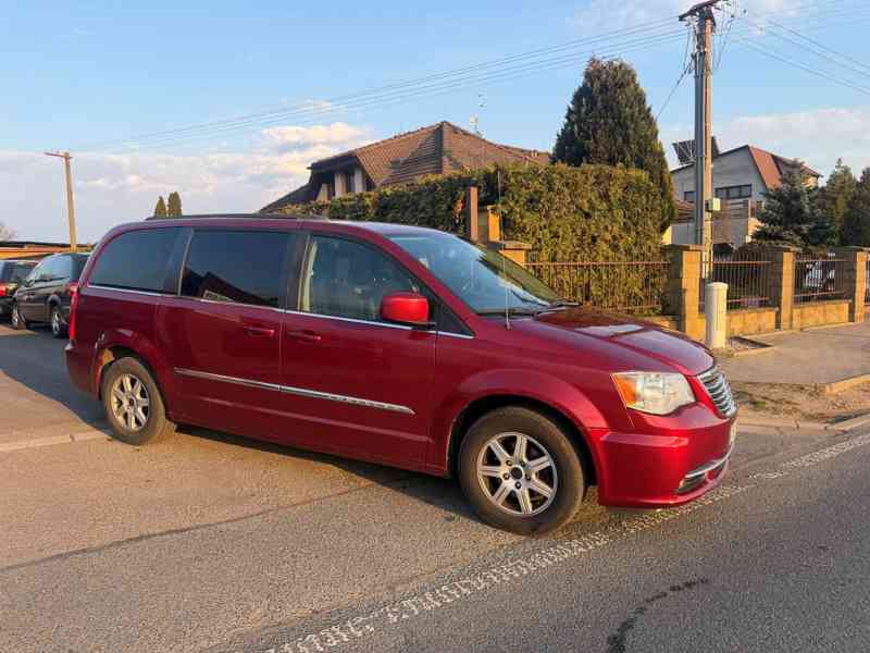 Chrysler Town Country 3,6 Pentastar DVD LPG 2012 - foto 1