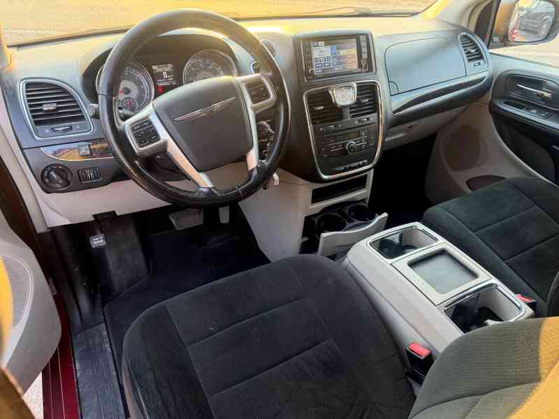 Chrysler Town Country 3,6 Pentastar DVD LPG 2012 - foto 14