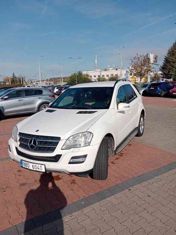 Mercedes-Benz Třídy M ML 300 CDI - foto 14