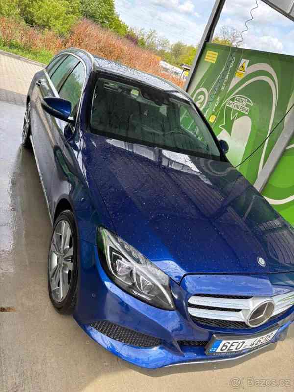 Mercedes-Benz Třídy C 2,2   Mercedes-Benz C 220 - foto 2