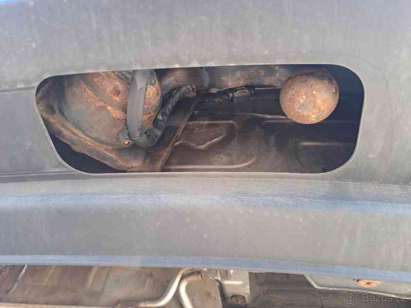 Volkswagen Tiguan 2,0   4x4 i automat - foto 7