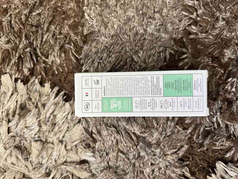 Green skincare - Čistící a zmatňující fluid bio - foto 4