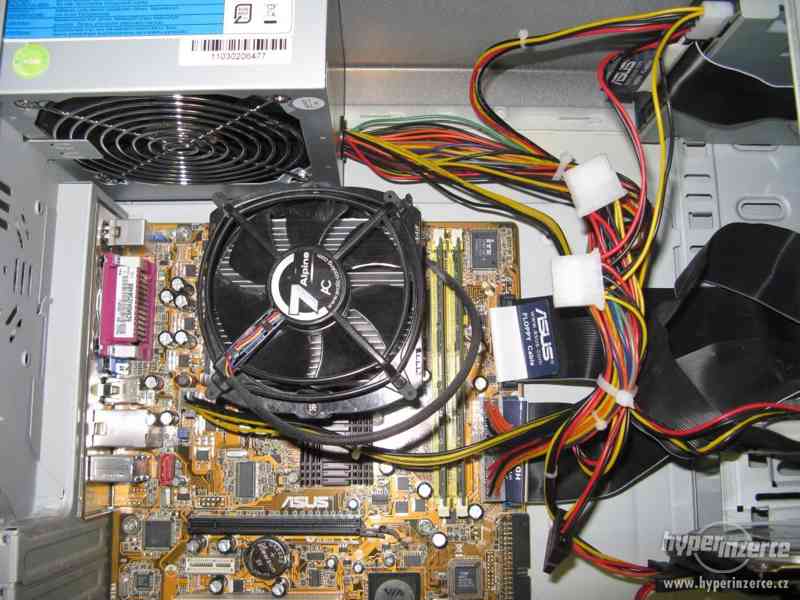 Prodám levně PC s Windows 7 Home Premium - foto 2