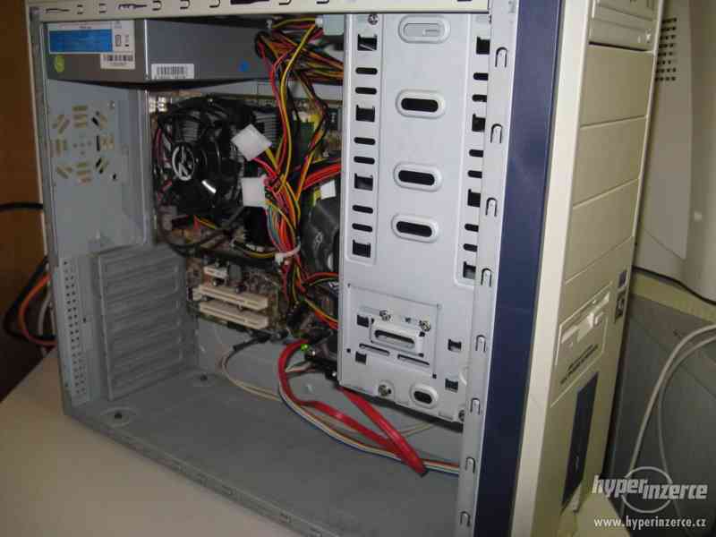 Prodám levně PC s Windows 7 Home Premium - foto 3
