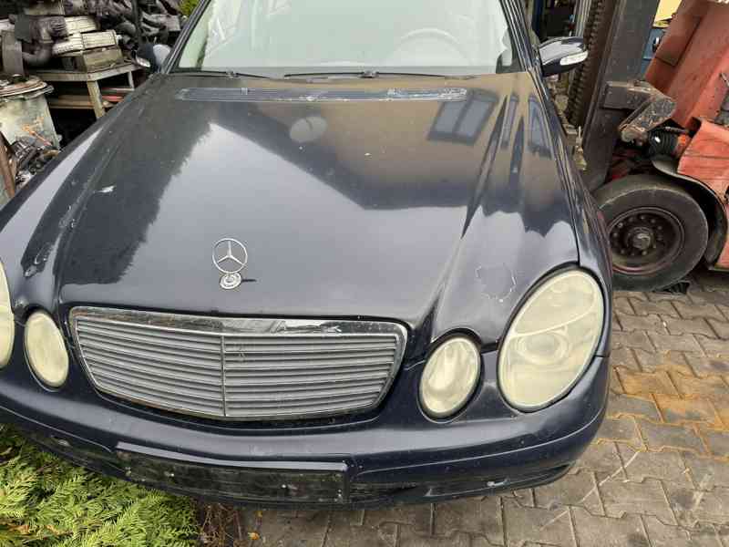 Mercedes E w211 2.2cdi - foto 1