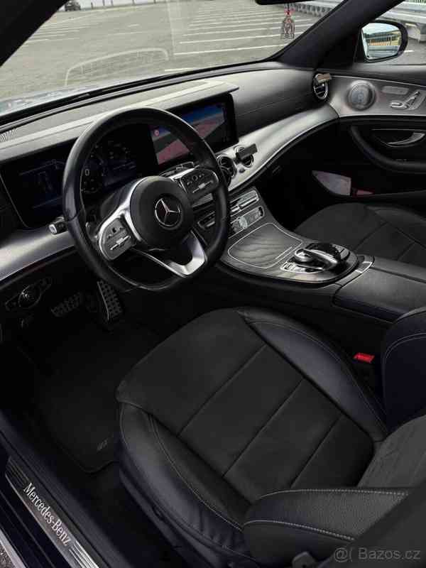Mercedes-Benz Třídy E 2,2   220d 4MATIC AMG, r.v. 2019 - foto 15