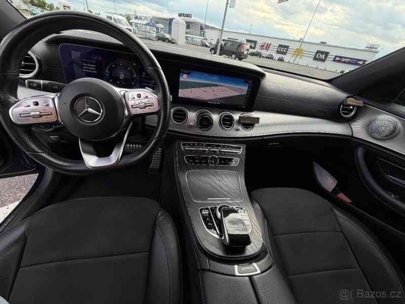 Mercedes-Benz Třídy E 2,2   220d 4MATIC AMG, r.v. 2019 - foto 16
