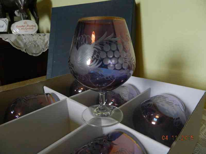 Sada 6 kusů krásných sklenic víno vinná réva - foto 4