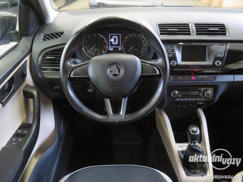 Škoda Fabia 1.2, benzín, rok 2015 - foto 12