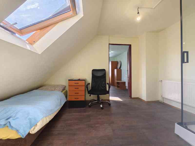 Podkrovní prostor, 2+1, Jablonec nad Nisou (ul. Zlatá)  - foto 11