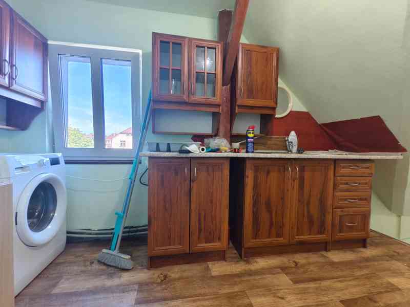 Podkrovní prostor, 2+1, Jablonec nad Nisou (ul. Zlatá)  - foto 8