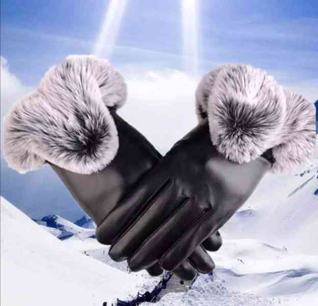 Zimní dámské rukavice s kožíškem - foto 4