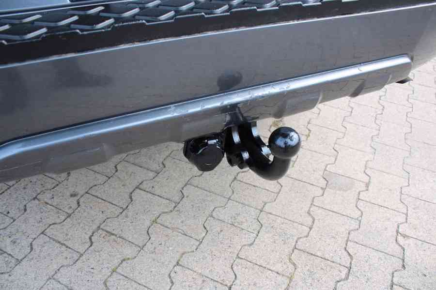 Nissan Pathfinder 2.5 dCi SE 140kw - foto 18