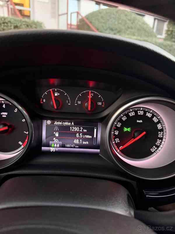 Opel Astra 1,4   K sports tourer - foto 15