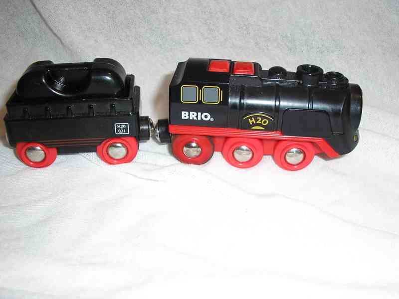 Mašinka Brio s tendrem - foto 4