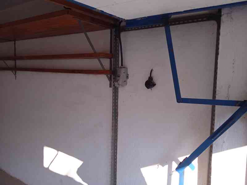 Pronájem garáže Otrokovice - foto 2