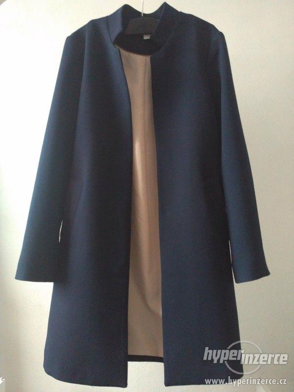 H&M tmavě modrý jarní kabát - foto 1