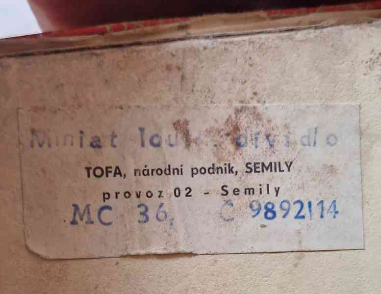 Dědeček automobil vítězí,loutkové divadlo,fotbálek Luda, aj. - foto 5