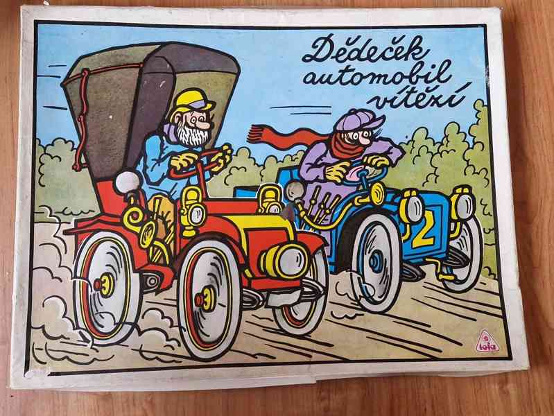 Dědeček automobil vítězí,loutkové divadlo,fotbálek Luda, aj.