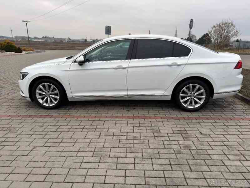 Volkswagen Passat TDi 110Kw, Highline, 2 Sady ko - foto 4