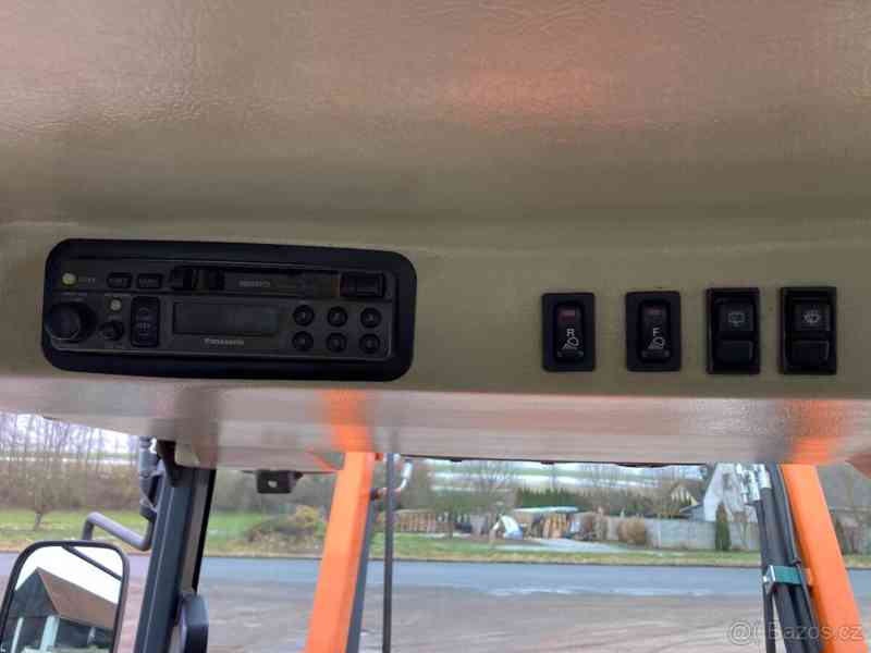 Kubota GL 321 Grandel s kabinou a nakladačem - foto 9