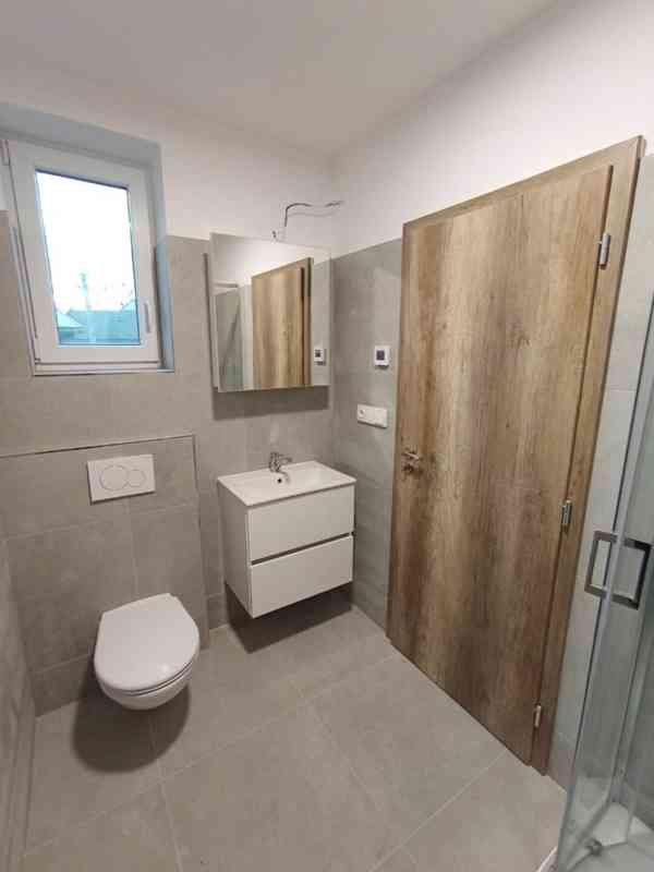 Pronájem bytu 1+kk, 27 m² - foto 5