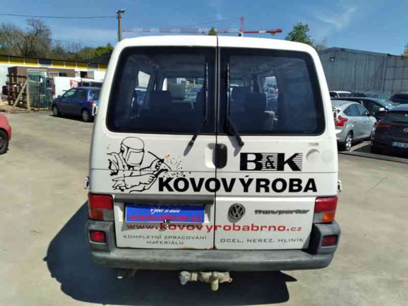 VOLKSWAGEN TRANSPORTÉR 2.5 TDI 6 MÍST 75kW - foto 7