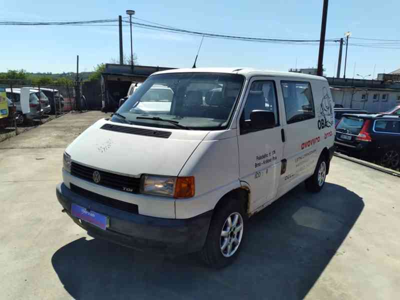 VOLKSWAGEN TRANSPORTÉR 2.5 TDI 6 MÍST 75kW - foto 3