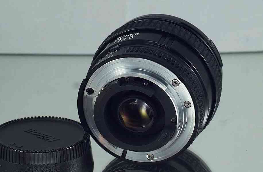 Nikon AF 20mm f/2.8 D FX 1:2.8*pevný širokoúhlý*UV - foto 4