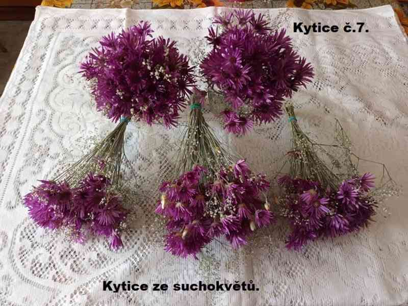 Kytice ze sušených květin. - foto 8