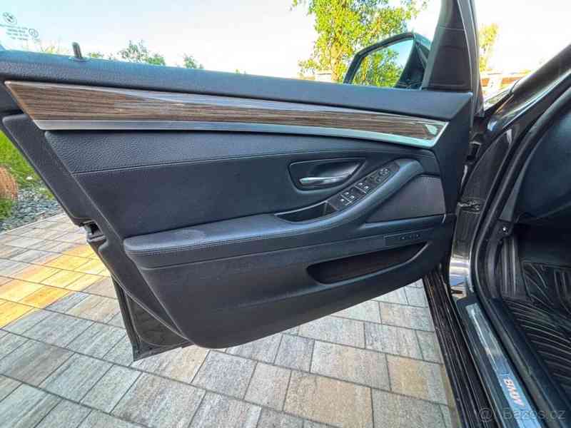 BMW Řada 5 2,0   XDRIVE 135kW AUT Modern F11 fa - foto 15