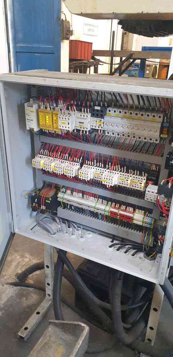 Použitý excentrický lis LENP 63, r. GO 2000 - foto 11