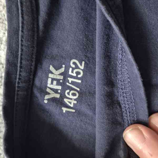 triko vel 146/152 zn. Y.F.K. tm. modré - foto 2