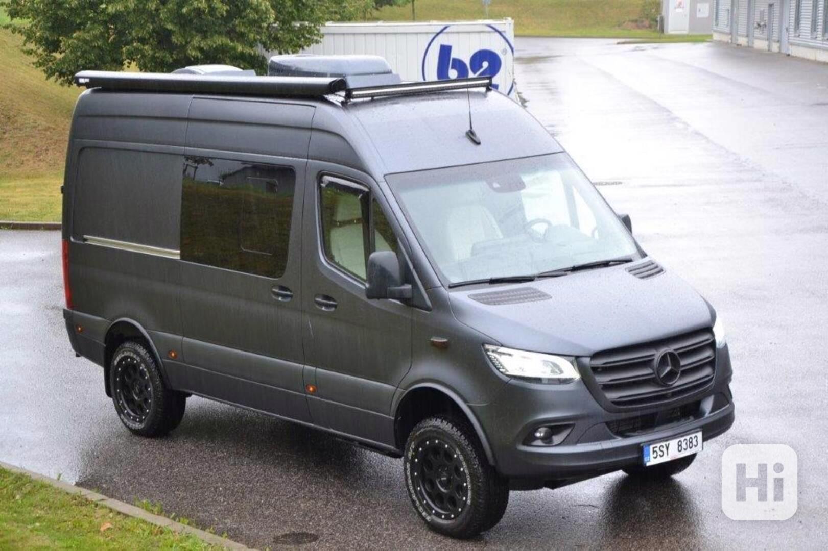 Mercedes-Benz Sprinter 319 CDi 4x4  V6 3.0 Camper - foto 1