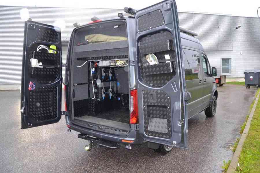 Mercedes-Benz Sprinter 319 CDi 4x4  V6 3.0 Camper - foto 25