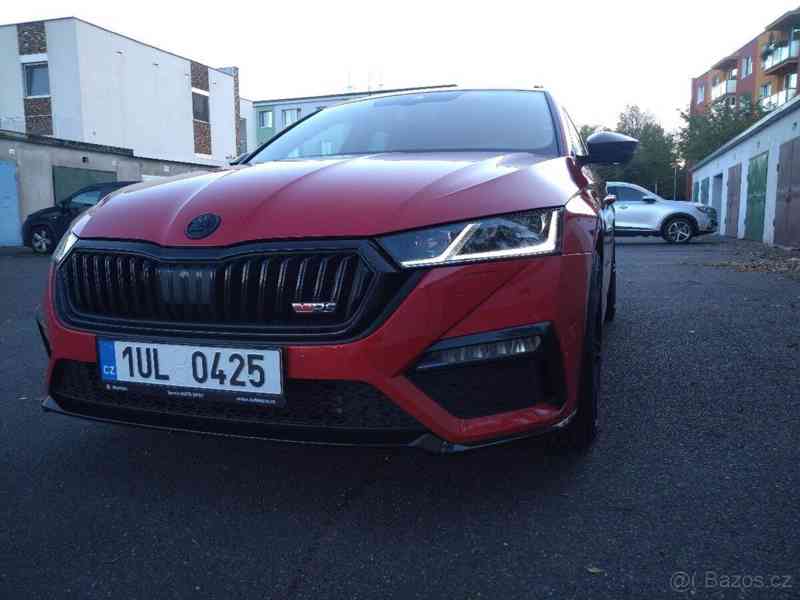 Škoda Octavia 2,0 TSI 180kW DSG RS Combi  RS 2,0 TSI 180 kW  - foto 2